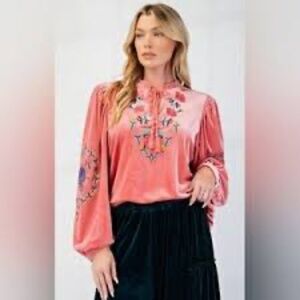 Easel Pink Velvet Blouse with Floral Embroidery - Size Medium NWT -  Boho Top